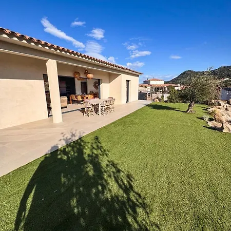 Casa Cagna, 3 Bedrooms, Heated Pool, 8people Villa