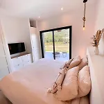 Willa Casa Cagna, 3 Bedrooms, Heated Pool, 8people