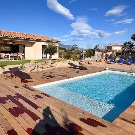 빌라 Casa Cagna, 3 Bedrooms, Heated Pool, 8people *
