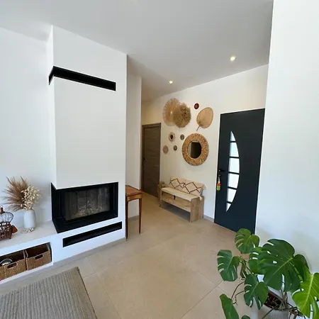 Casa Cagna, 3 Bedrooms, Heated Pool, 8people Villa Figari (Corsica)