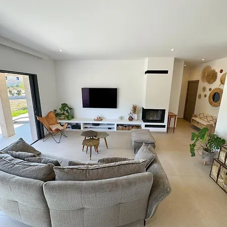 Casa Cagna, 3 Bedrooms, Heated Pool, 8people Villa *