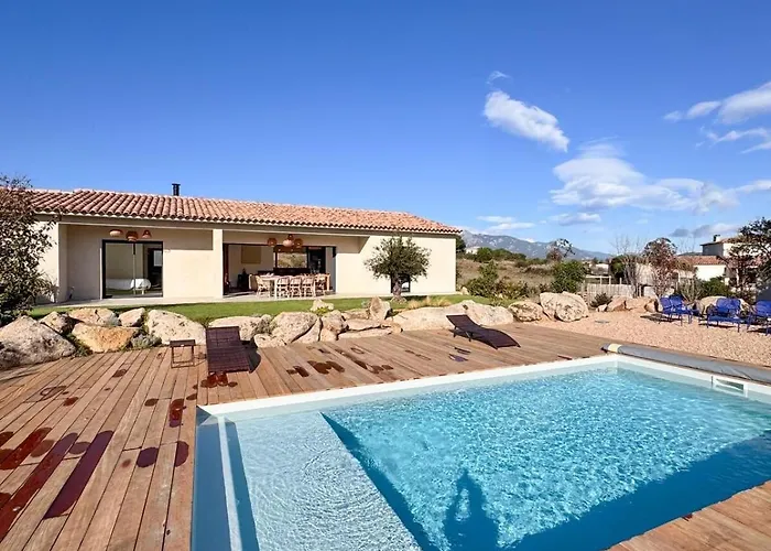 Villa Casa Cagna, 3 Bedrooms, Heated Pool, 8people *