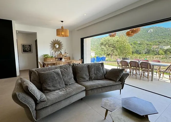 Casa Cagna, 3 Bedrooms, Heated Pool, 8people *