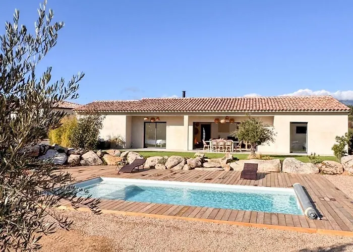 빌라 Casa Cagna, 3 Bedrooms, Heated Pool, 8people *