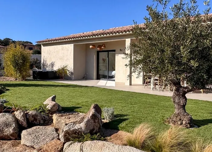 Casa Cagna, 3 Bedrooms, Heated Pool, 8people *